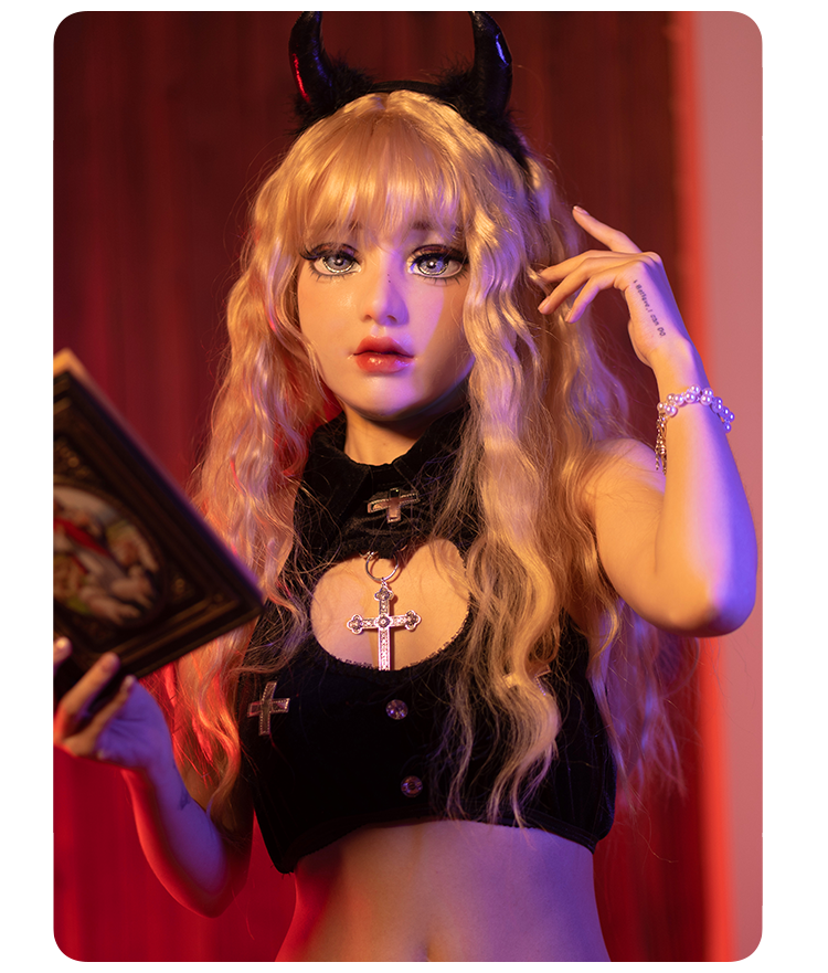 
                  
                    SecondFace by MoliFX | "The Nun" Exclusive Blonde Wavy Long Wig
                  
                