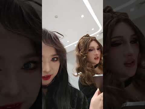 
                  
                    Video in der Galerie ansehen und abspielen, MoliFX | „Molly2“ Hollywood-Make-up | Silikon-Frauenmaske auf SFX-Niveau 
                  
                